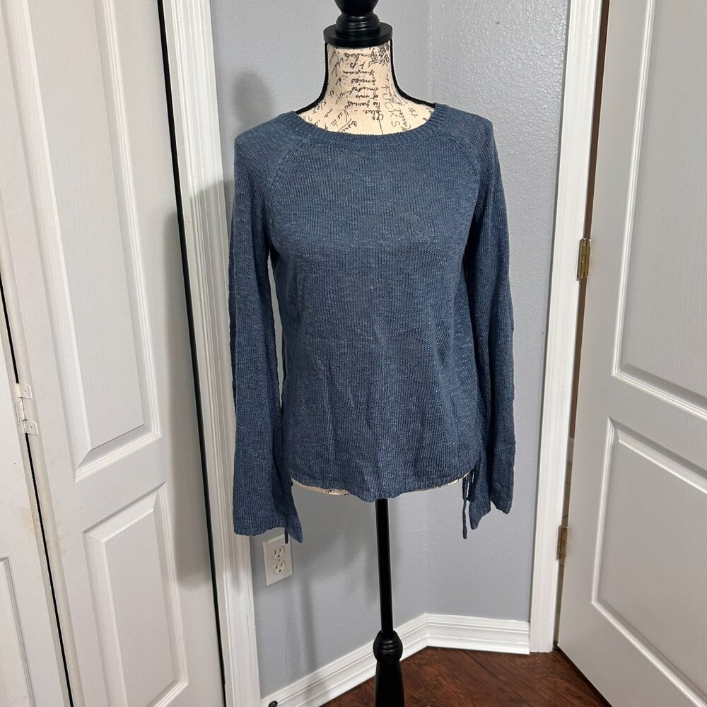 Blue bell sleeve crew neck sweater by Pink Republic size xl